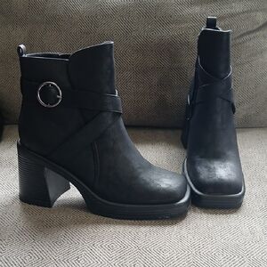 Stylish Black Ankle Boots